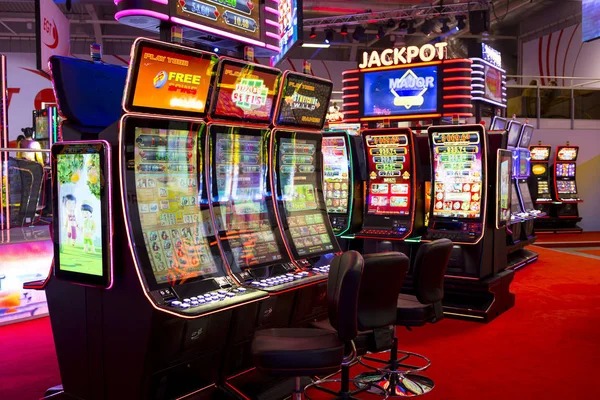 isoftbet mobile app login and registration screens on Android and iOS